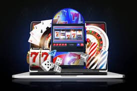 Philippines player checking withdrawal status on card games mobile app